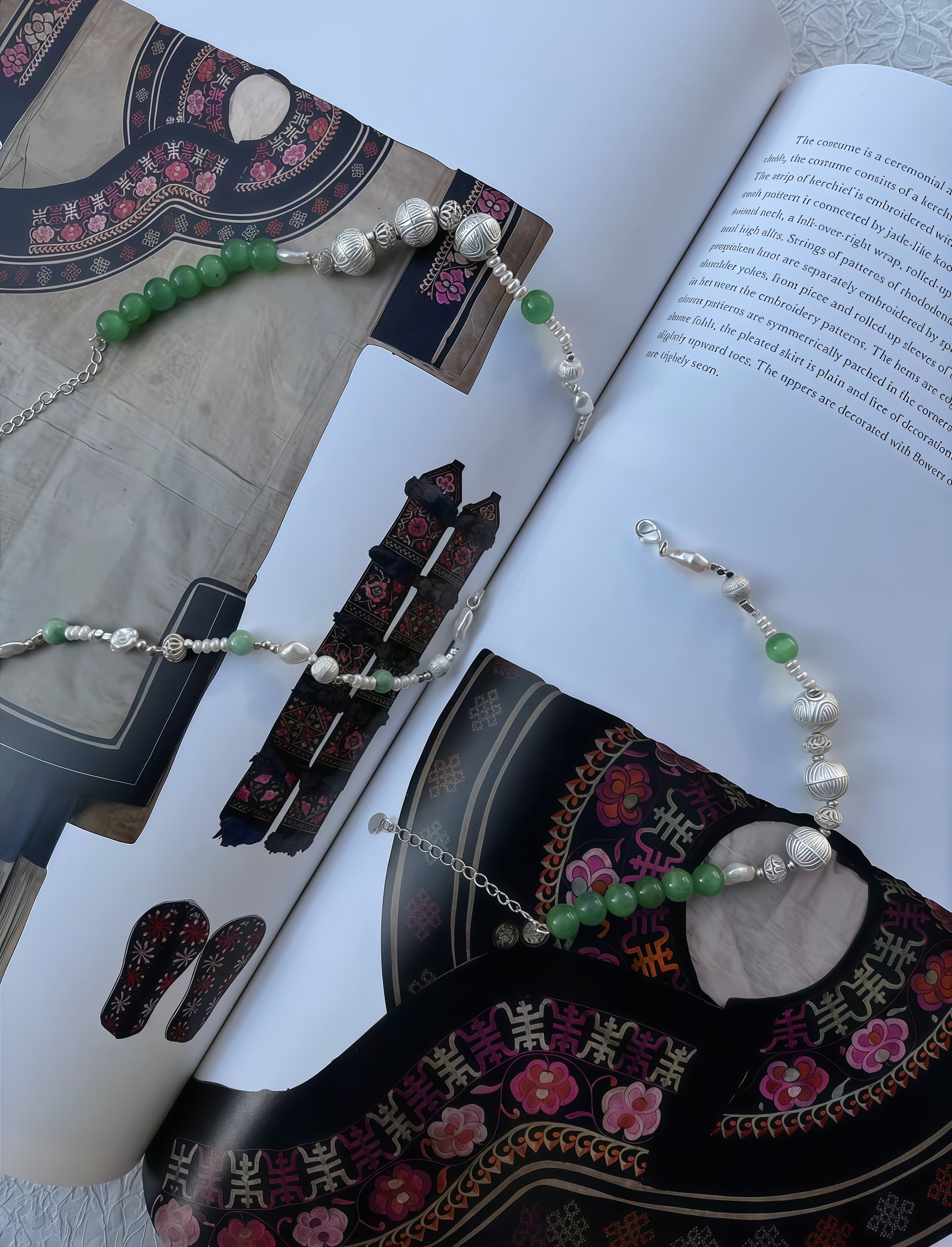 Elegant - Charm Bracelet