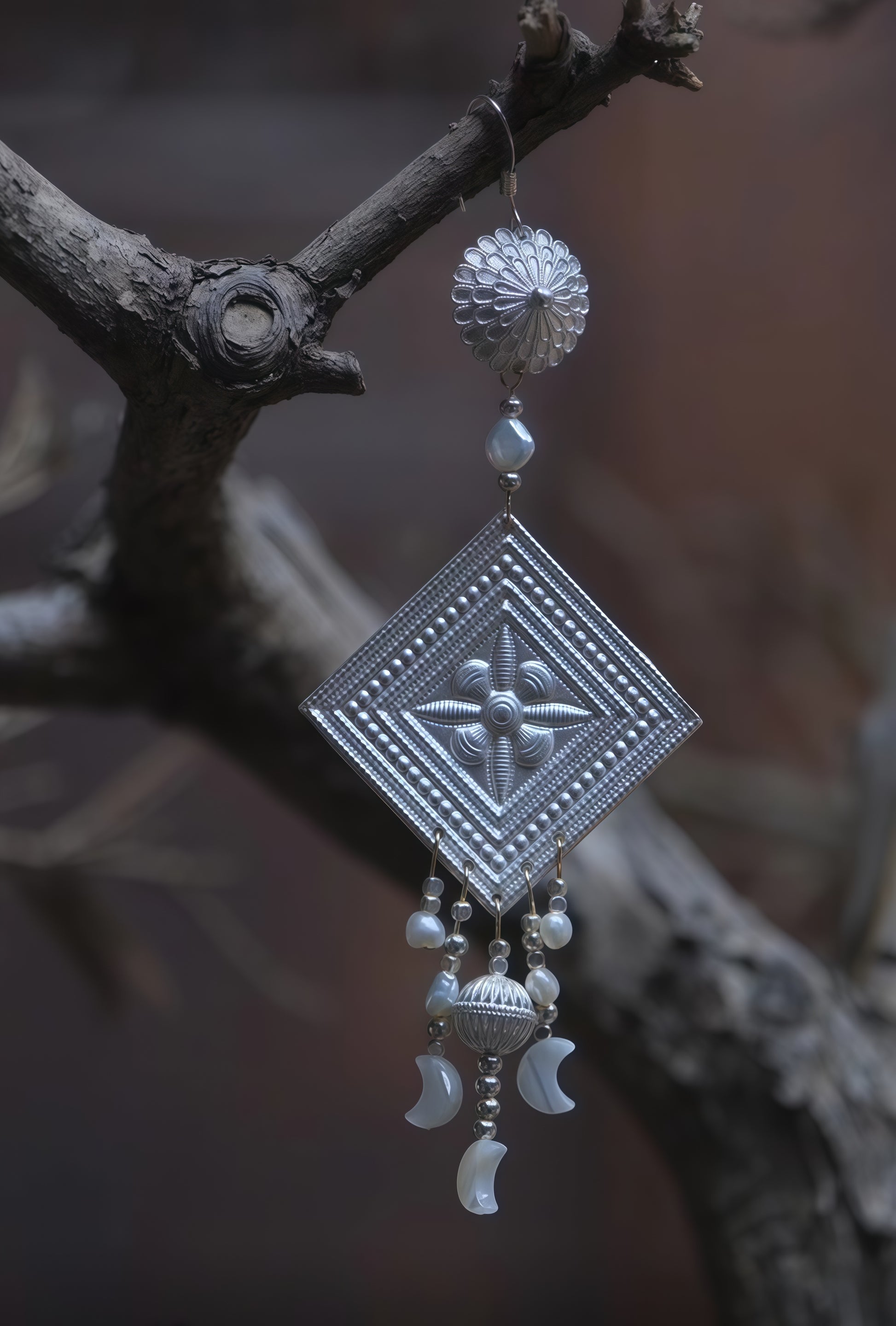 Silver - Patterned Amber Shadows