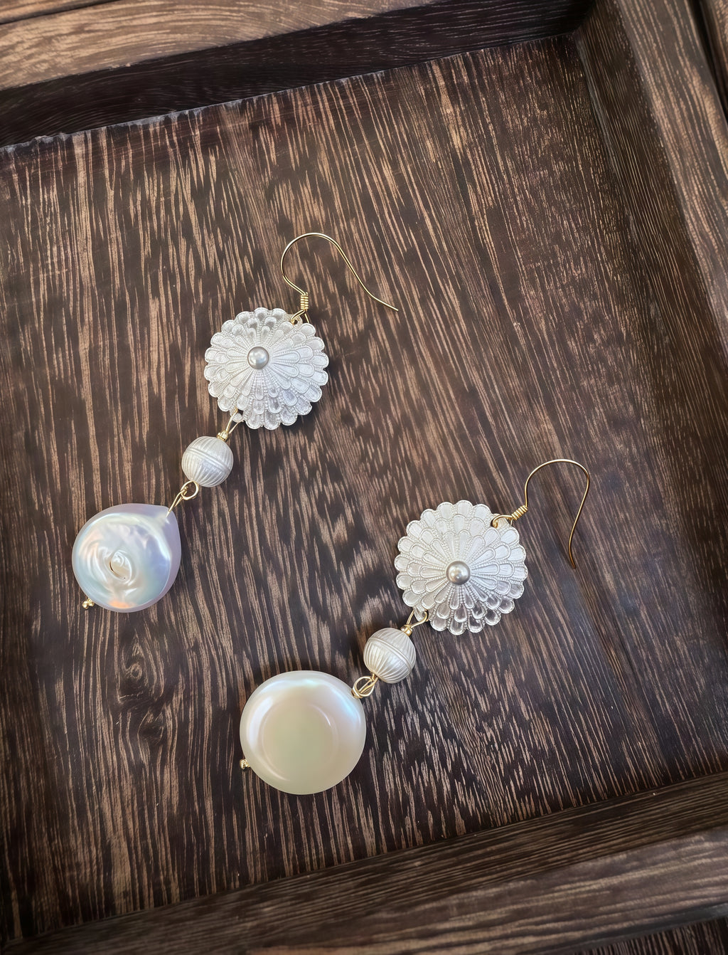 Silver - Patterned Dropping Pearls