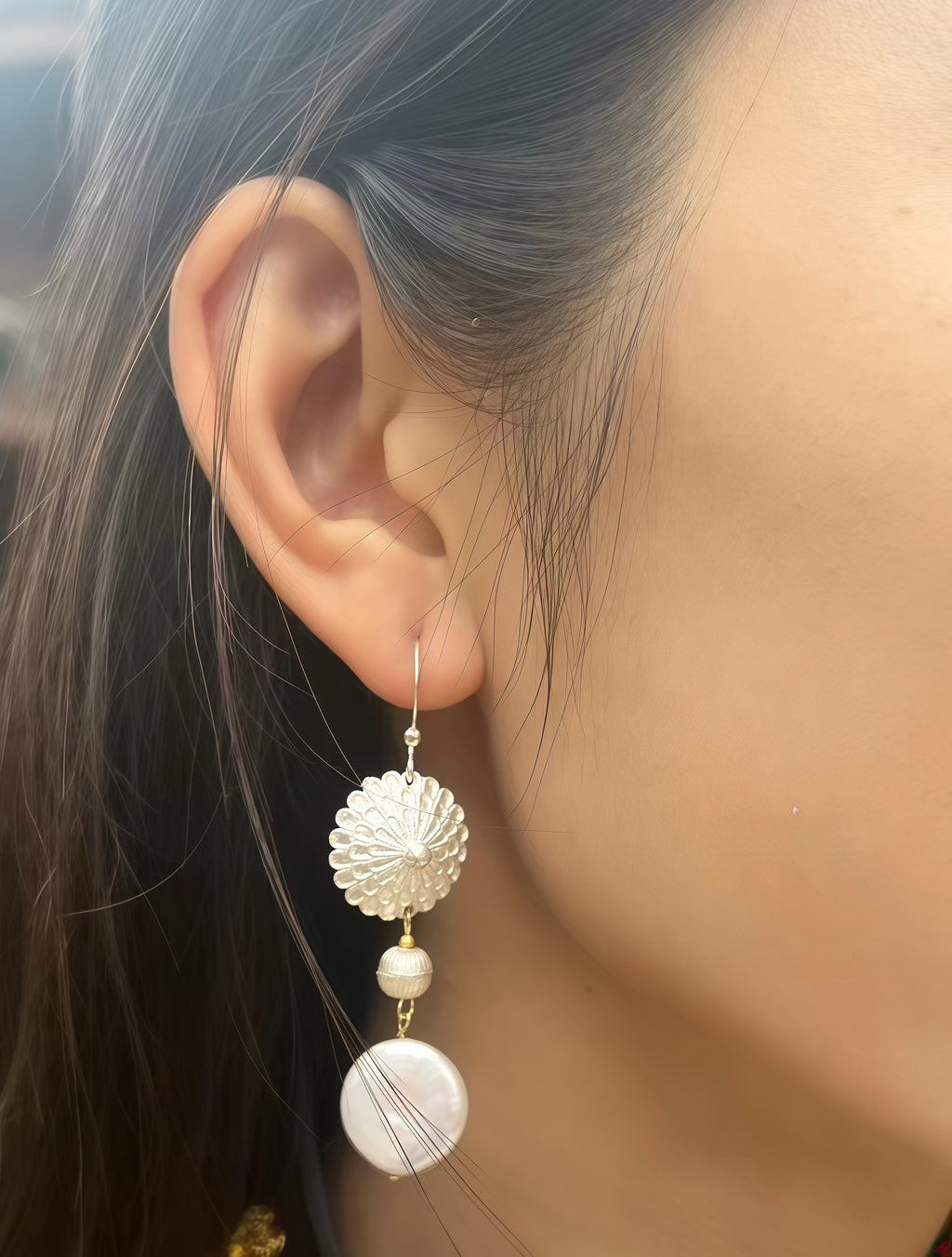 Silver - Patterned Dropping Pearls